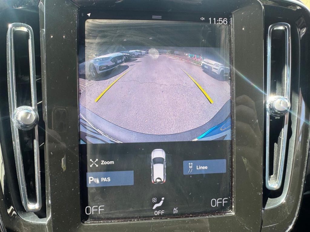 VOLVO XC40 T2 automatico Core (AUTOCARRO N1) - 11