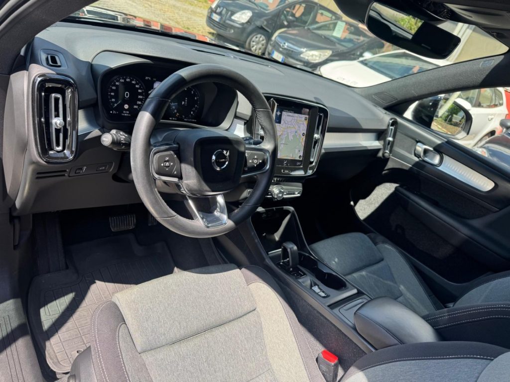 VOLVO XC40 T2 automatico Core (AUTOCARRO N1) - 14
