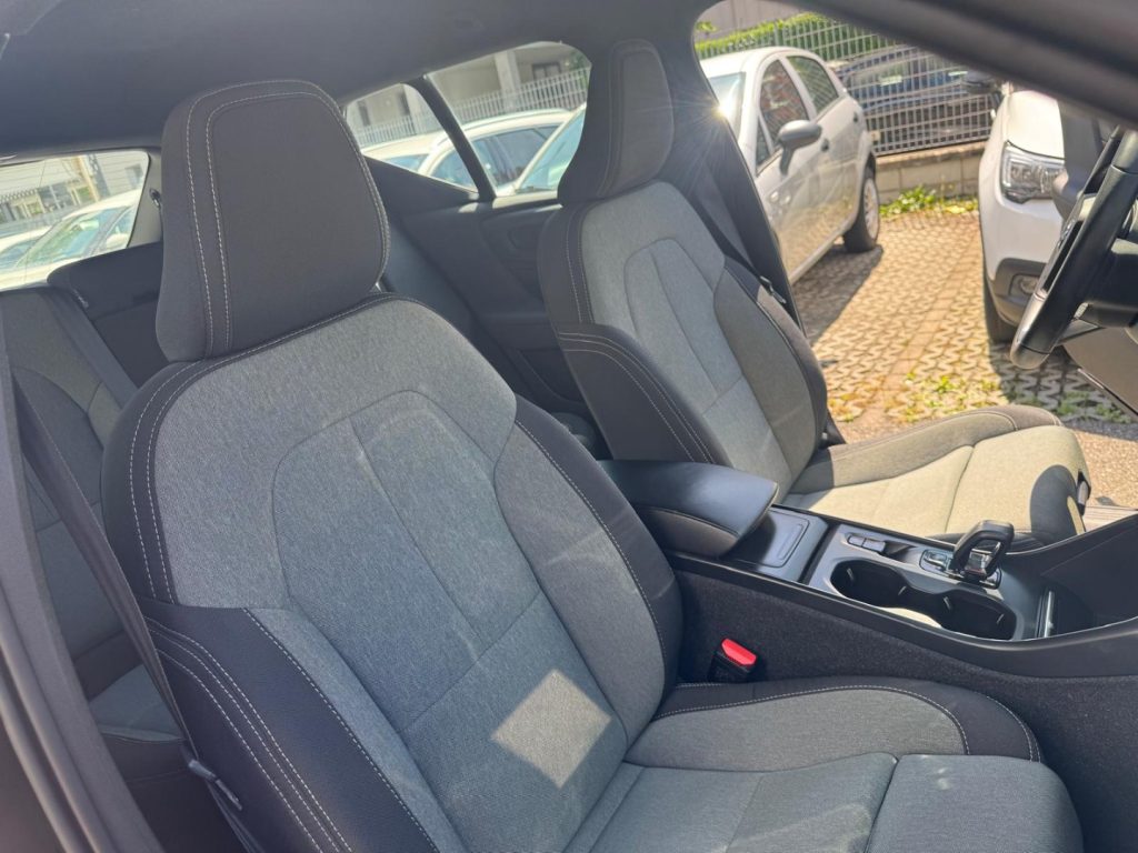 VOLVO XC40 T2 automatico Core (AUTOCARRO N1) - 19