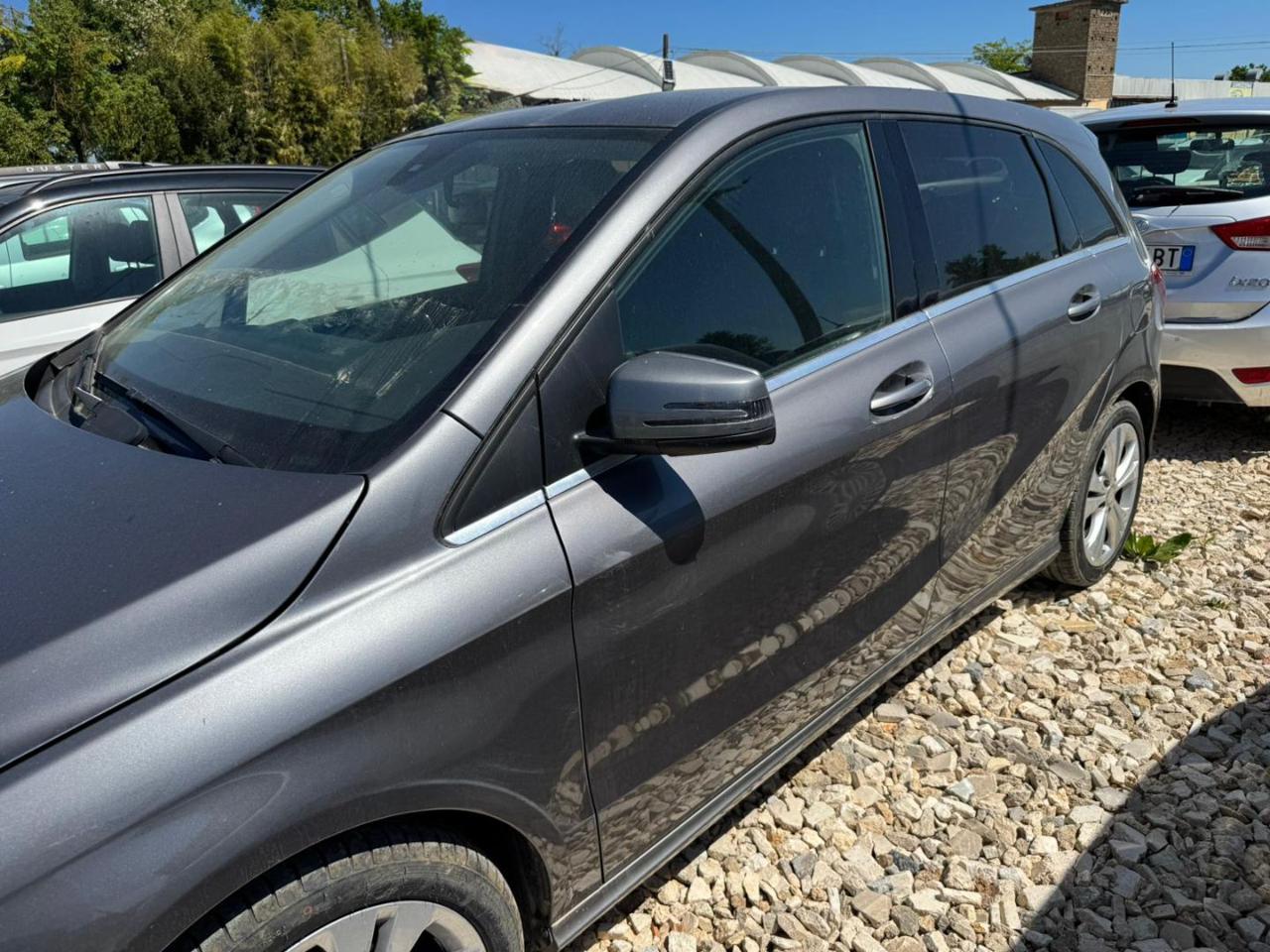 MERCEDES-BENZ B 180 d Business - 2