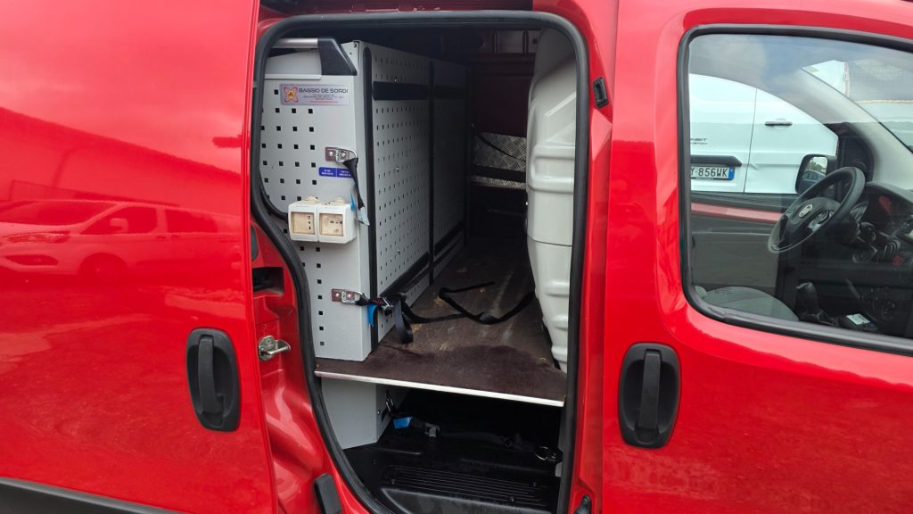 FIAT Fiorino 1.3 MJT 95CV Adventure SX allestimento officina E6 - 9