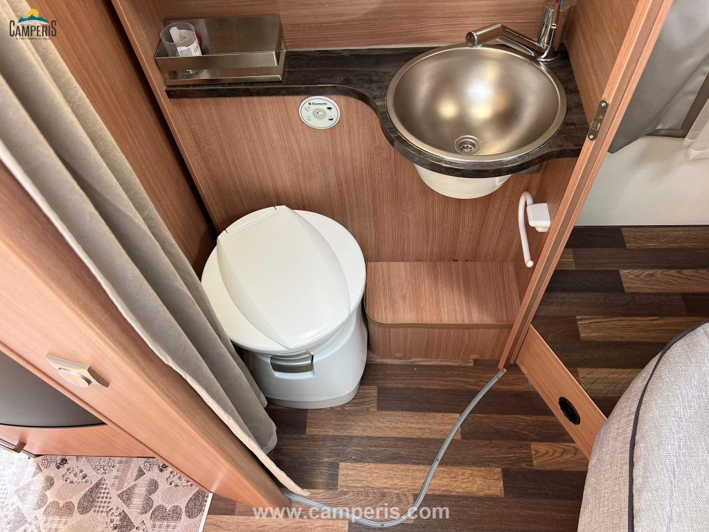 KNAUS SKY WAVE 700 MX STANDARD