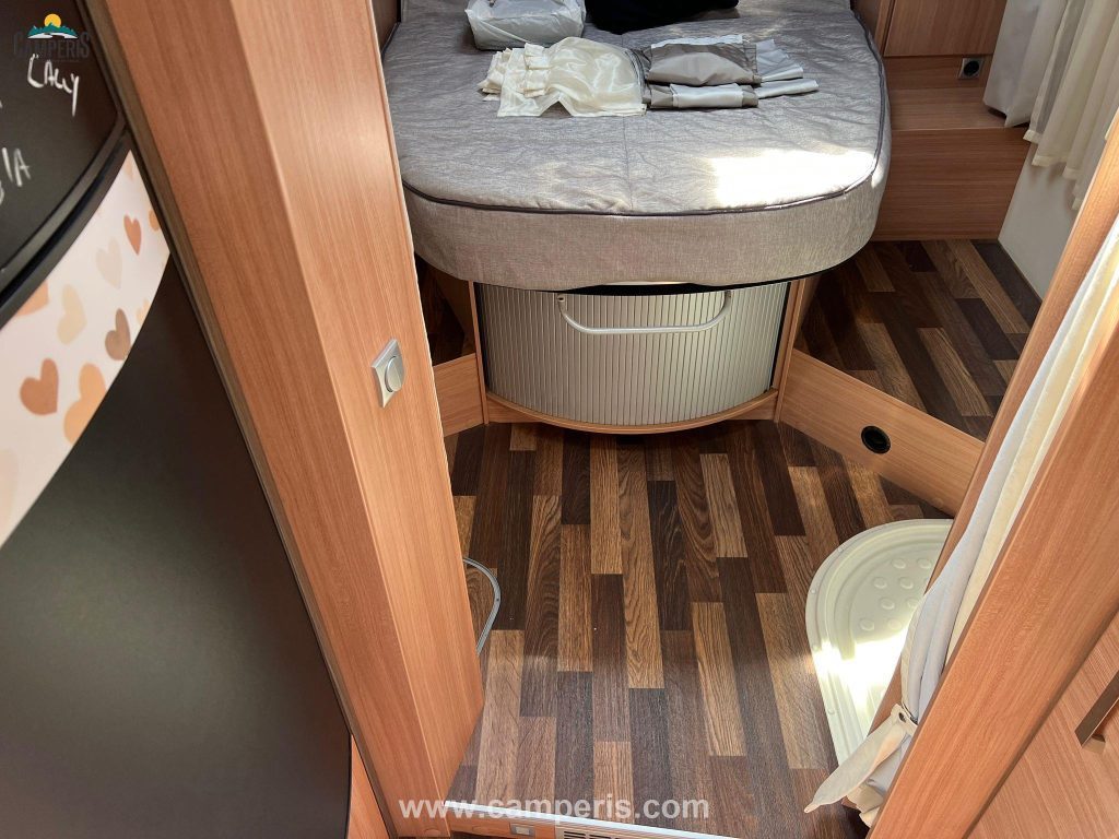 KNAUS SKY WAVE 700 MX STANDARD