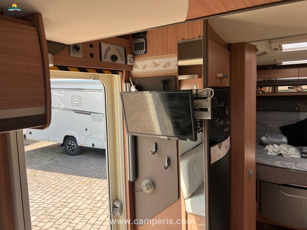 KNAUS SKY WAVE 700 MX STANDARD