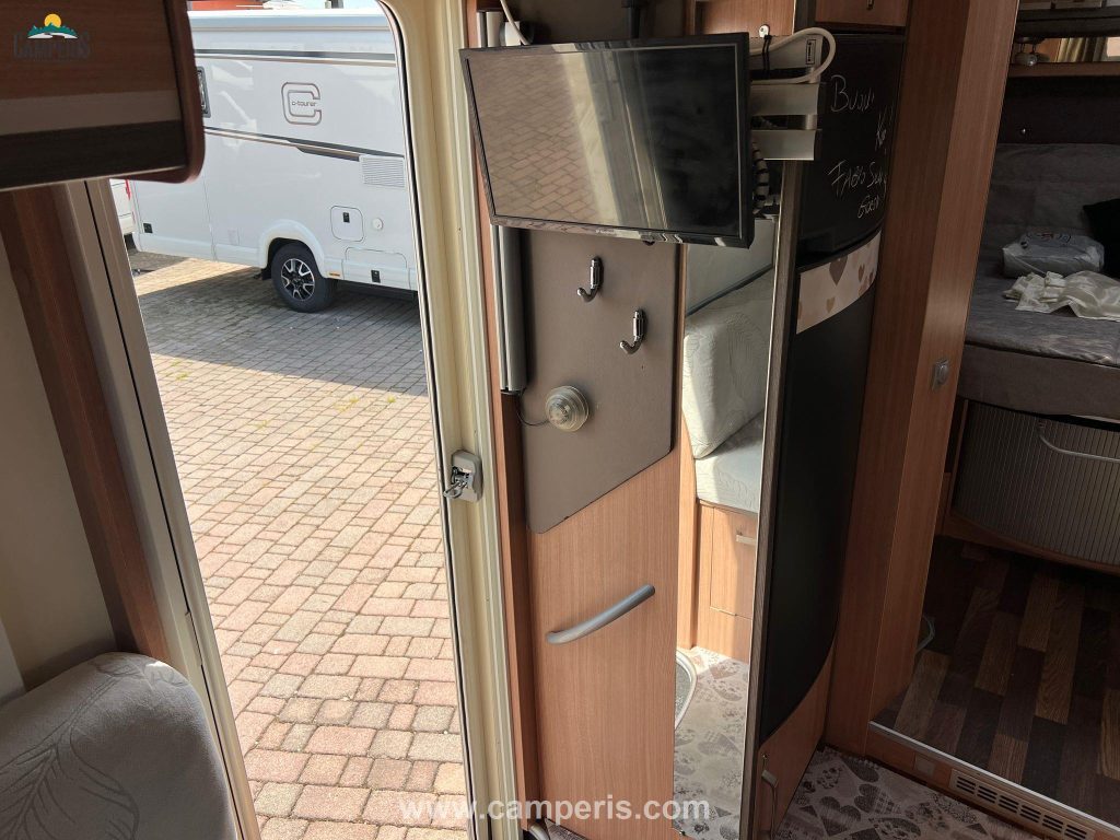 KNAUS SKY WAVE 700 MX STANDARD