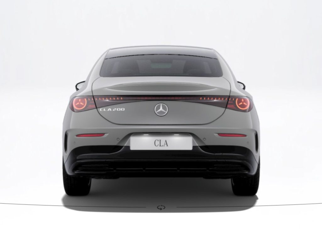 MERCEDES-BENZ CLA 200 AMG Line Premium - 4