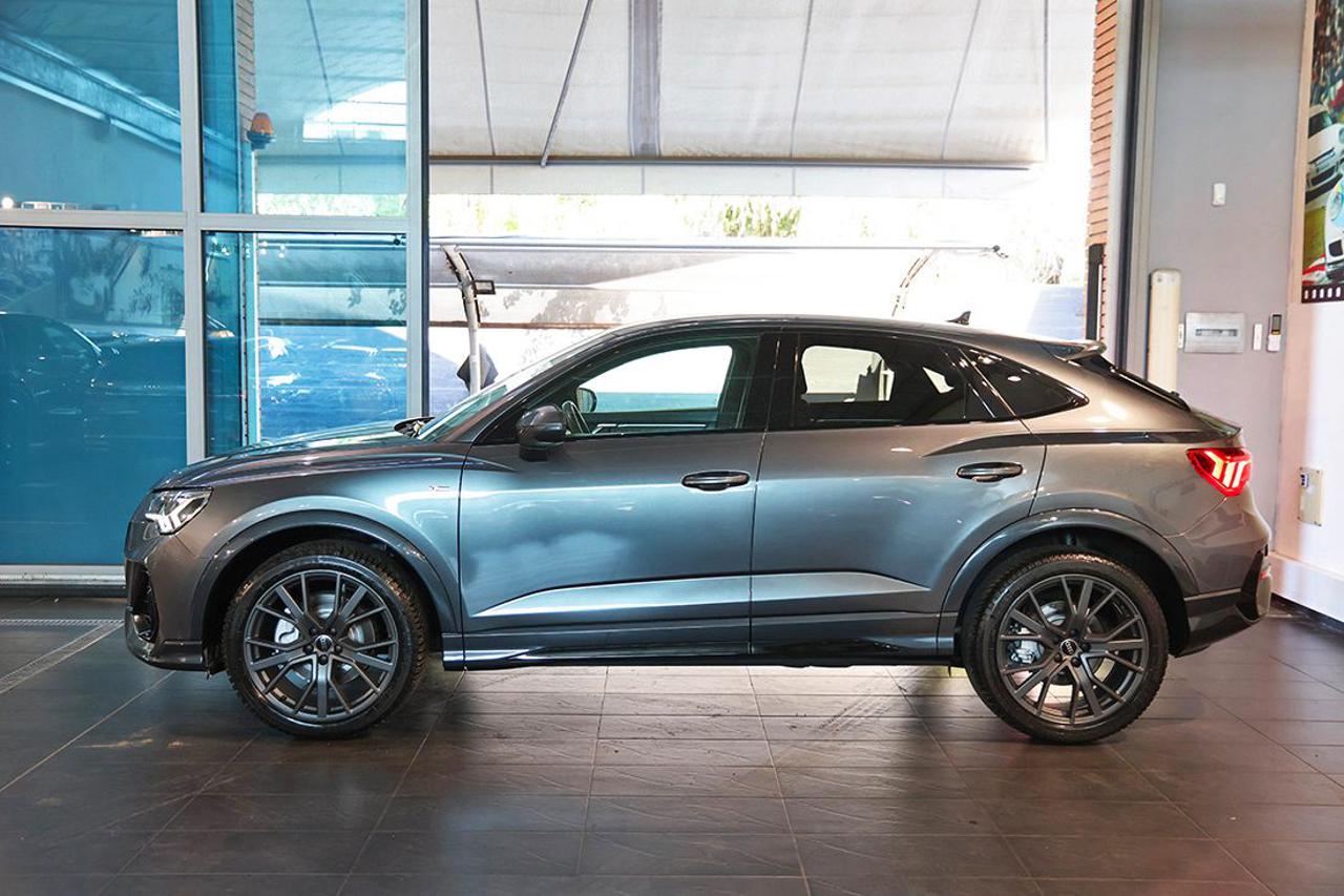 AUDI Q3 40 TDI Sportback Quattro S-Tronic S-Line - 3