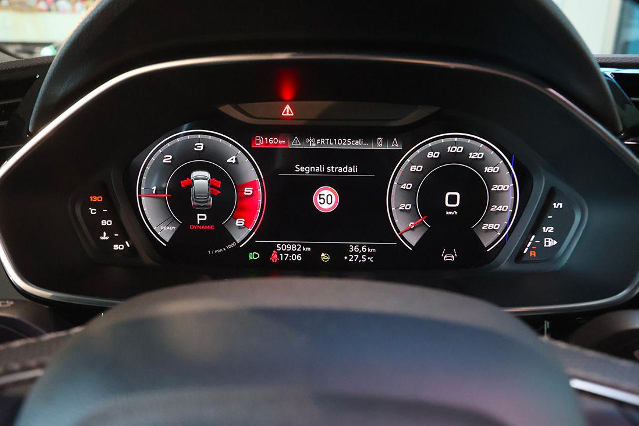 AUDI Q3 40 TDI Sportback Quattro S-Tronic S-Line - 29
