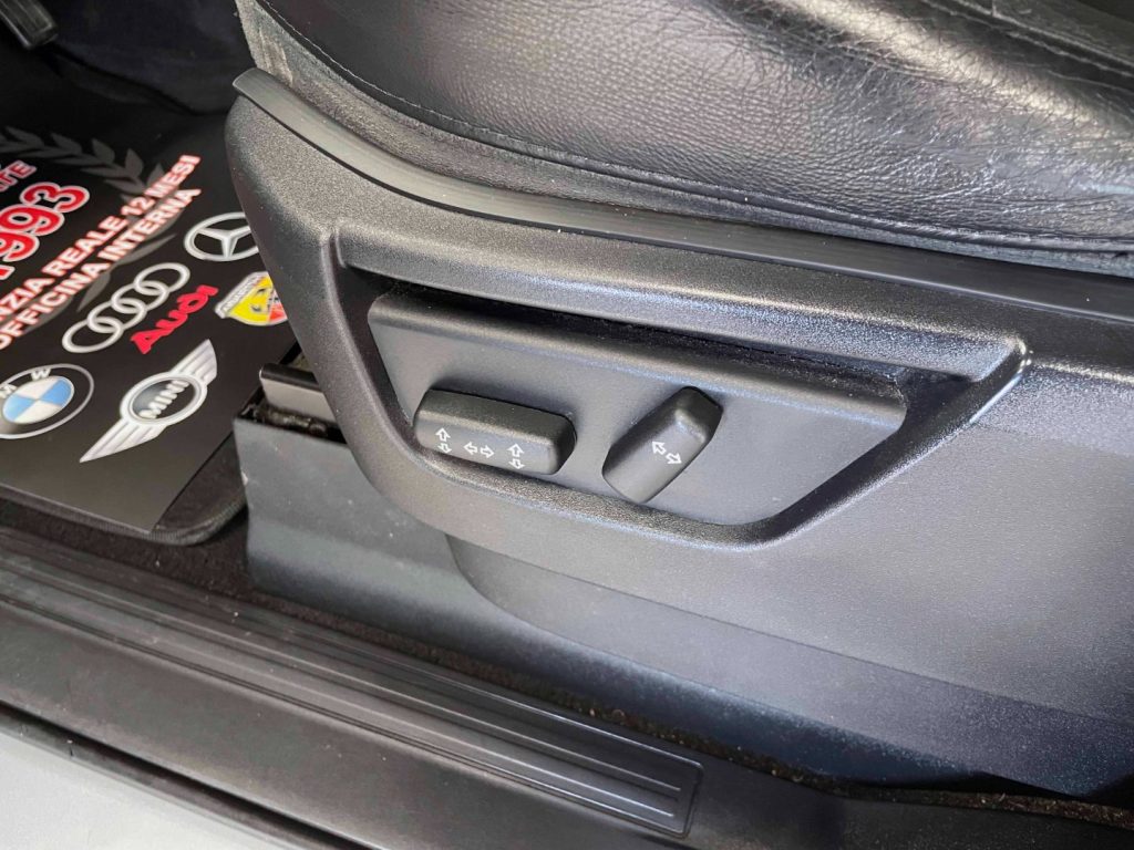LAND ROVER Range Rover Sport 2.7 TDV6 SE AUTO - ISCRIVIBILE ASI - 42