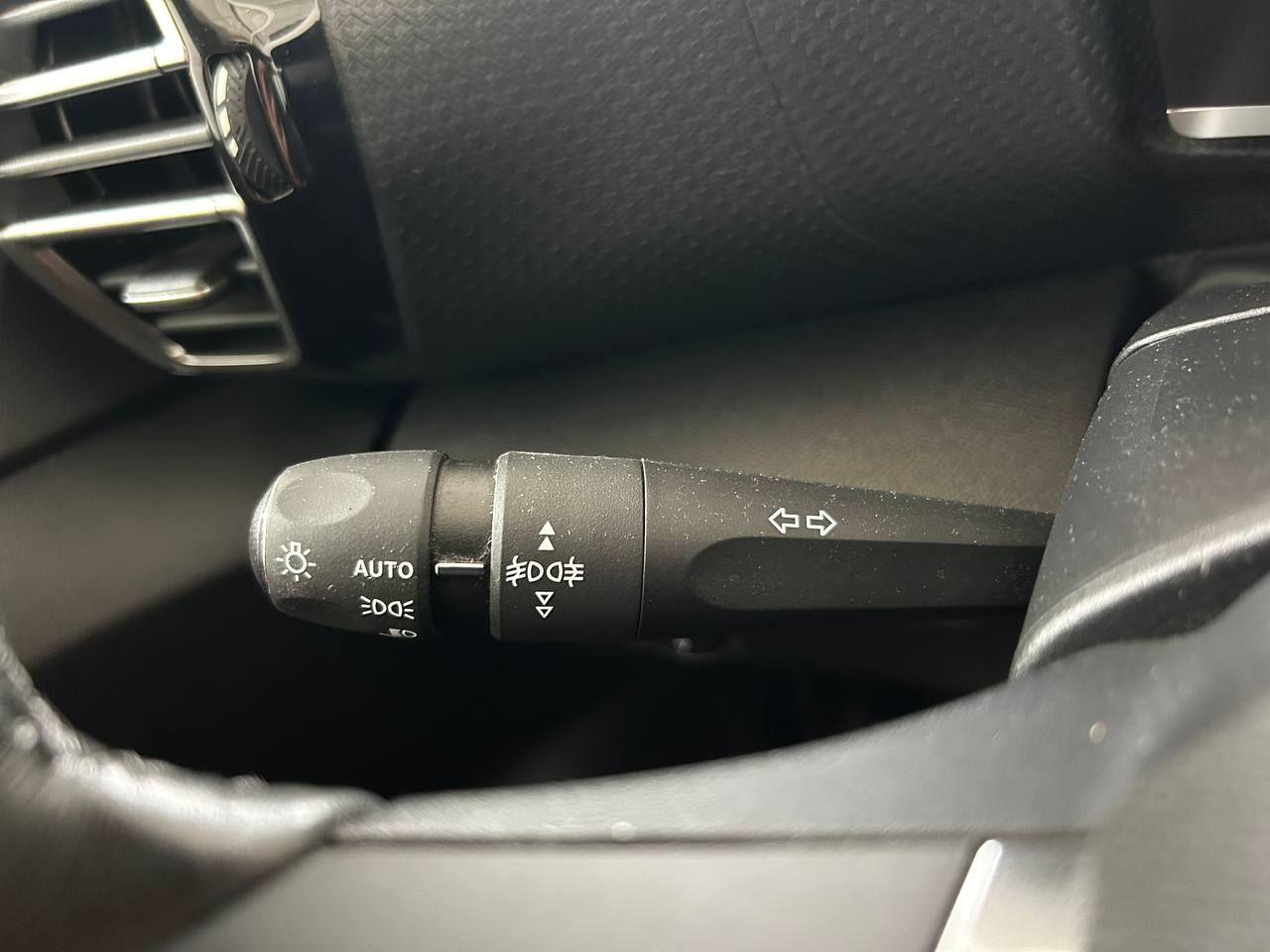 CITROEN C4 motore elettrico 136 CV Shine - 16