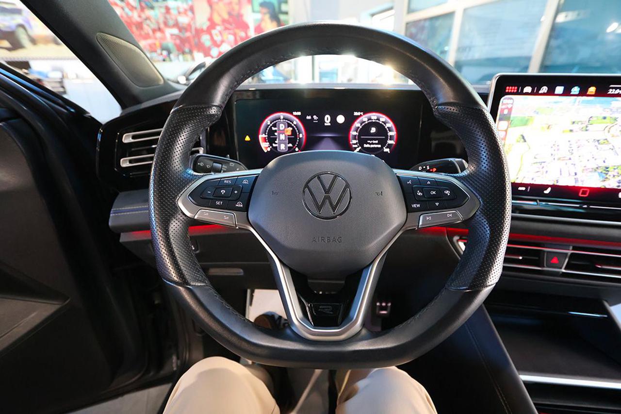 VOLKSWAGEN Tiguan 2.0 TDI 150cv DSG R-Line - 20