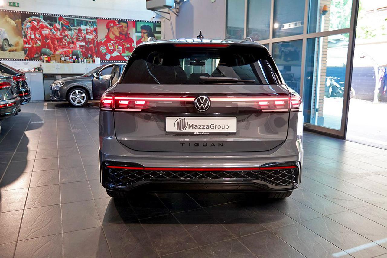 VOLKSWAGEN Tiguan 2.0 TDI 150cv DSG R-Line - 8