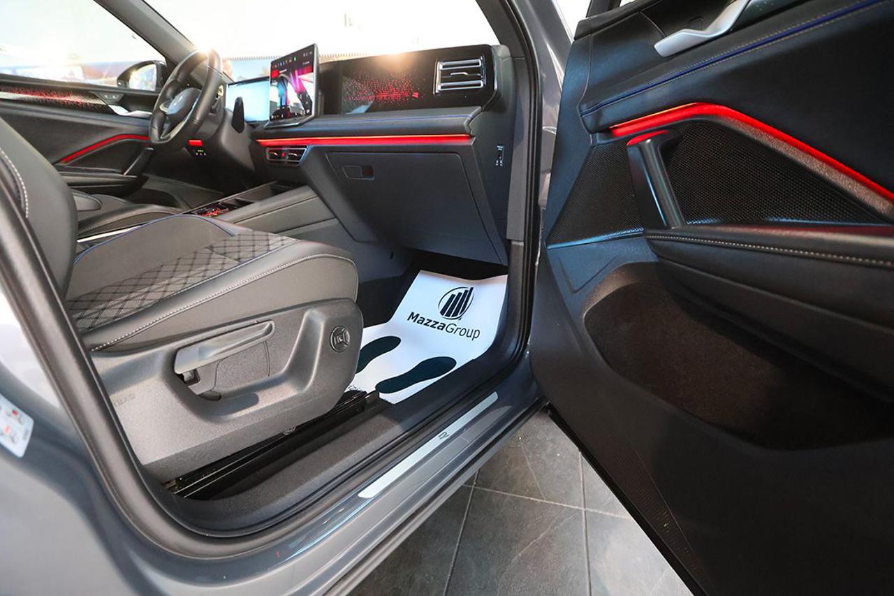 VOLKSWAGEN Tiguan 2.0 TDI 150cv DSG R-Line - 41