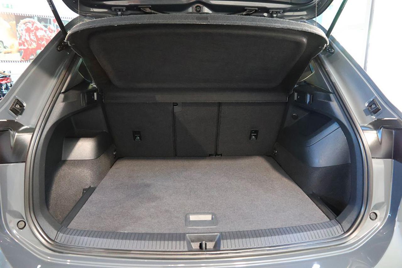 VOLKSWAGEN Tiguan 2.0 TDI 150cv DSG R-Line - 12
