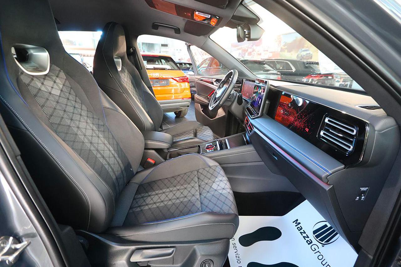 VOLKSWAGEN Tiguan 2.0 TDI 150cv DSG R-Line - 47