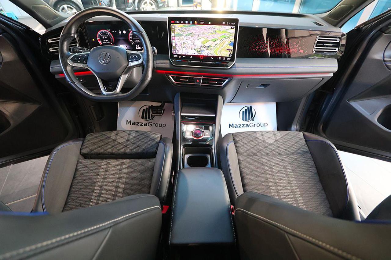 VOLKSWAGEN Tiguan 2.0 TDI 150cv DSG R-Line - 14