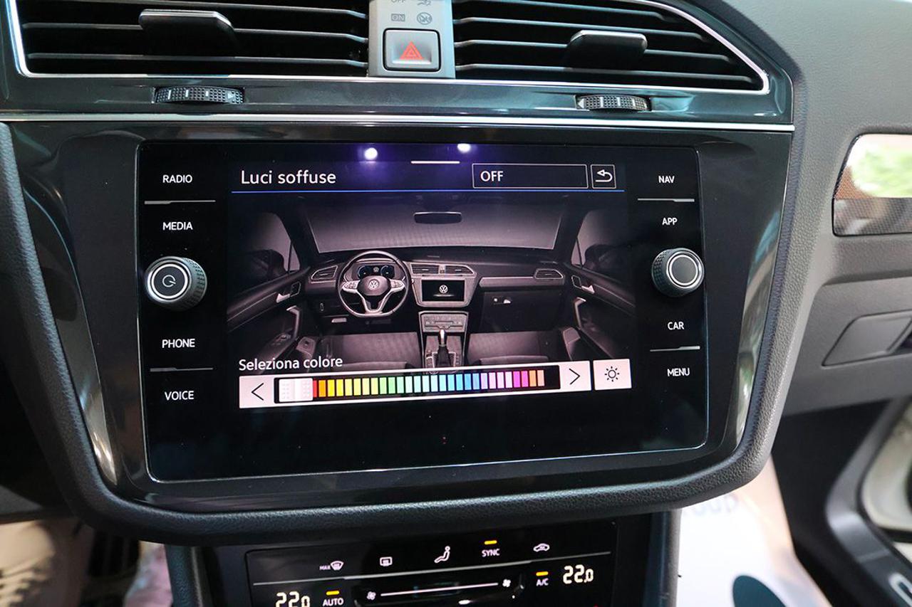 VOLKSWAGEN Tiguan 2.0 TDI 150cv SCR DSG Elegance - 31