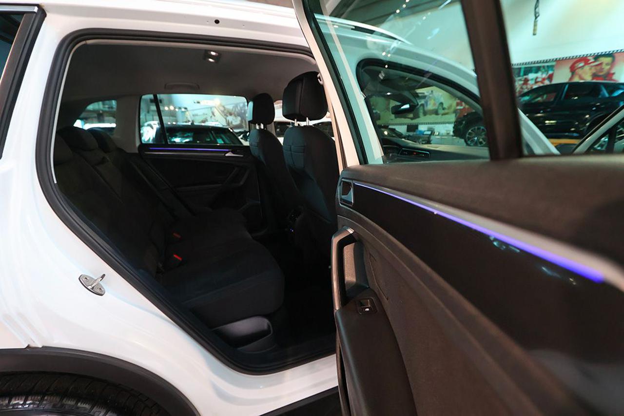 VOLKSWAGEN Tiguan 2.0 TDI 150cv SCR DSG Elegance - 36