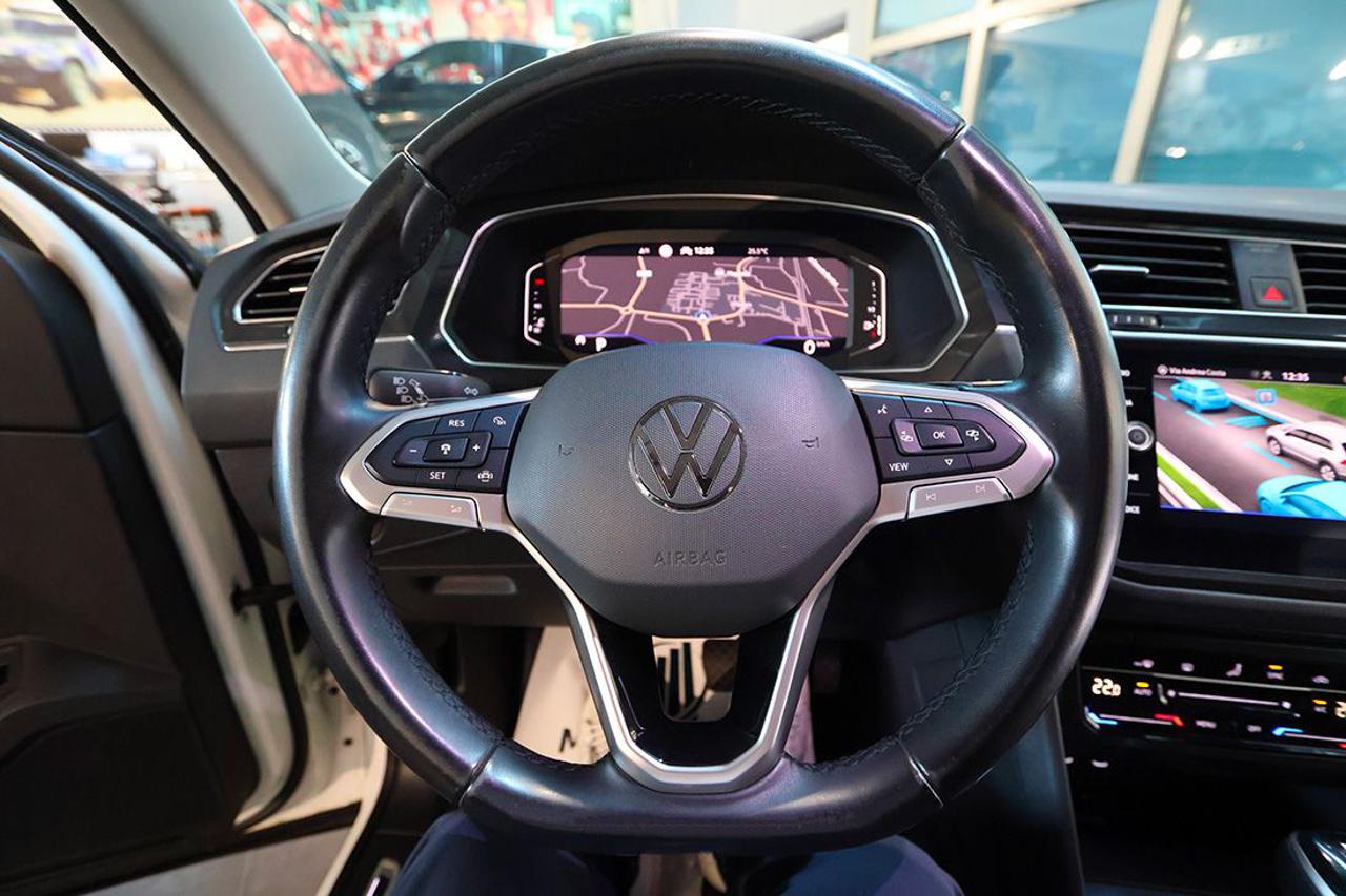VOLKSWAGEN Tiguan 2.0 TDI 150cv SCR DSG Elegance - 21