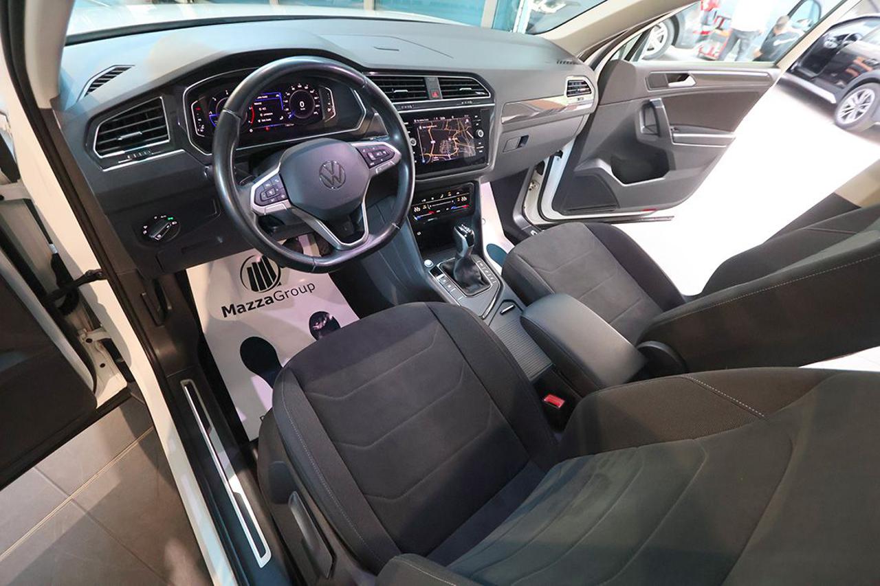VOLKSWAGEN Tiguan 2.0 TDI 150cv SCR DSG Elegance - 14