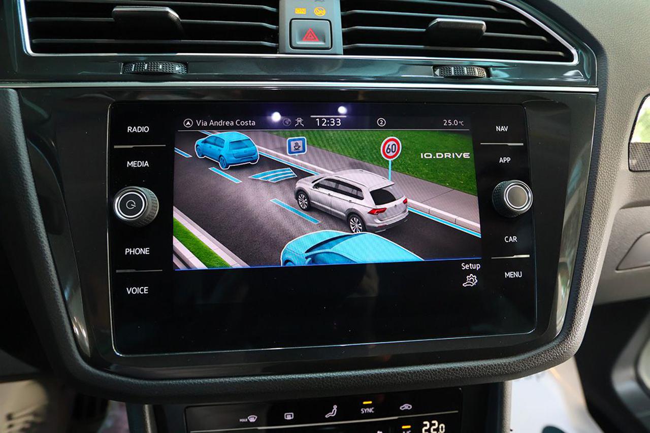 VOLKSWAGEN Tiguan 2.0 TDI 150cv SCR DSG Elegance - 28