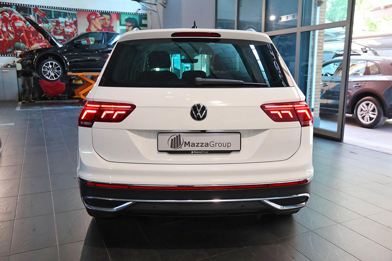 VOLKSWAGEN Tiguan 2.0 TDI 150cv SCR DSG Elegance - 8