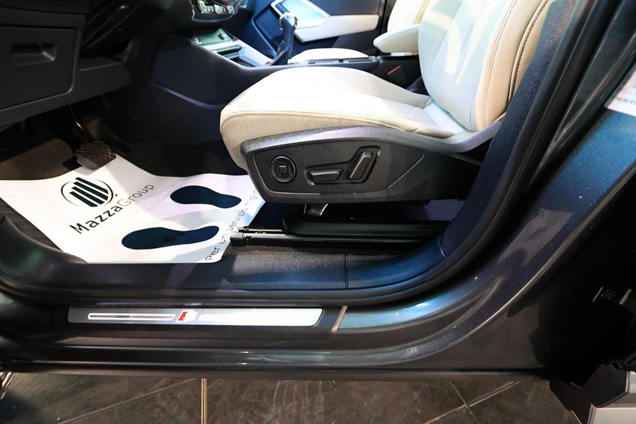 AUDI Q3 45 TFSI Quattro S-Tronic S-Line - 48