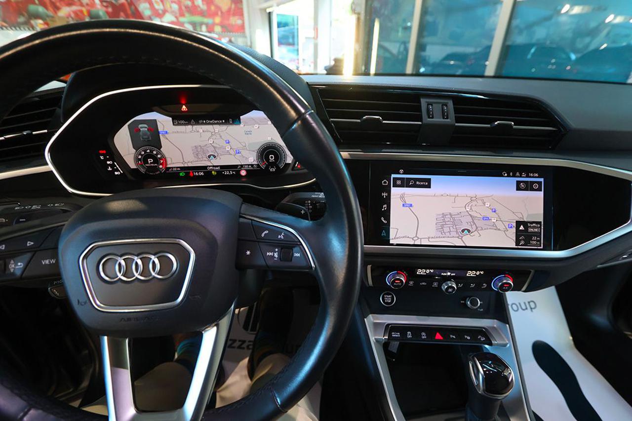 AUDI Q3 45 TFSI Quattro S-Tronic S-Line - 40