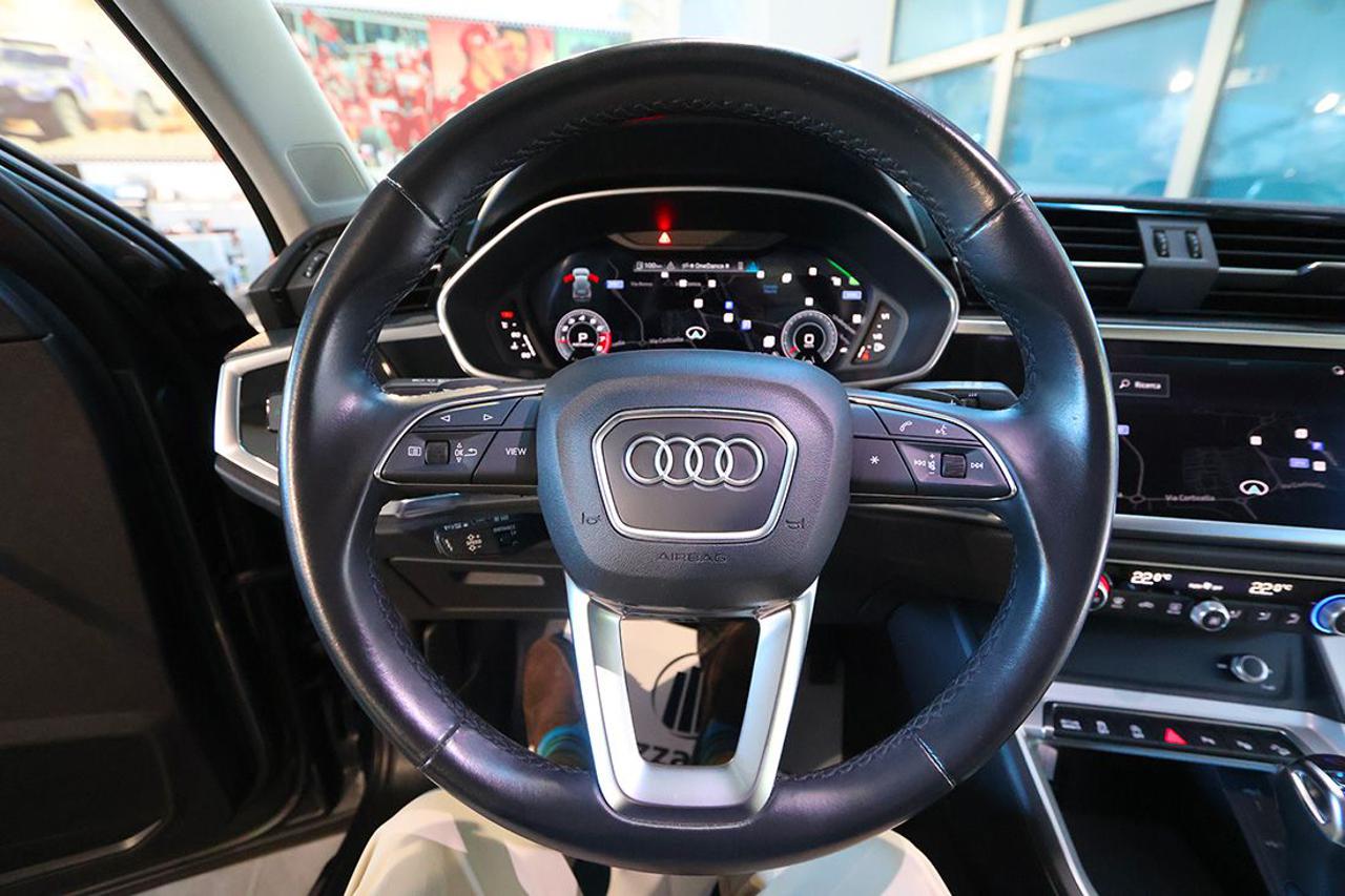 AUDI Q3 45 TFSI Quattro S-Tronic S-Line - 21