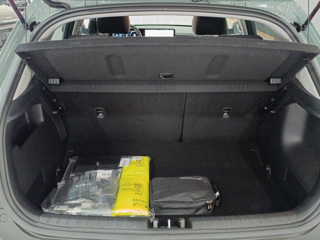 KIA Stonic 1.0 T-GDi 115 CV MHEV MT Style - 12