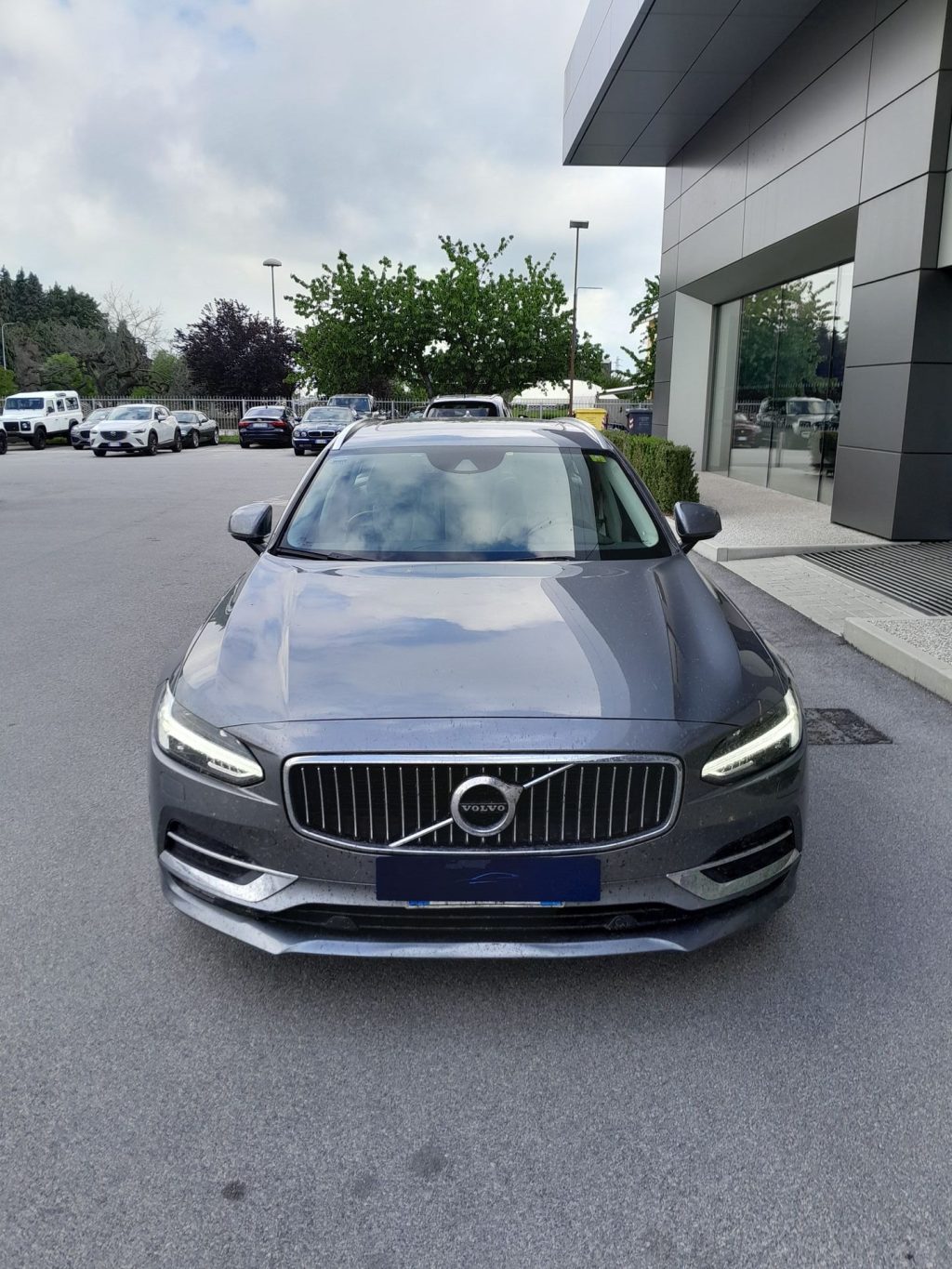 VOLVO V90 D3 Geartronic Kinetic IVA ESPOSTA - 2