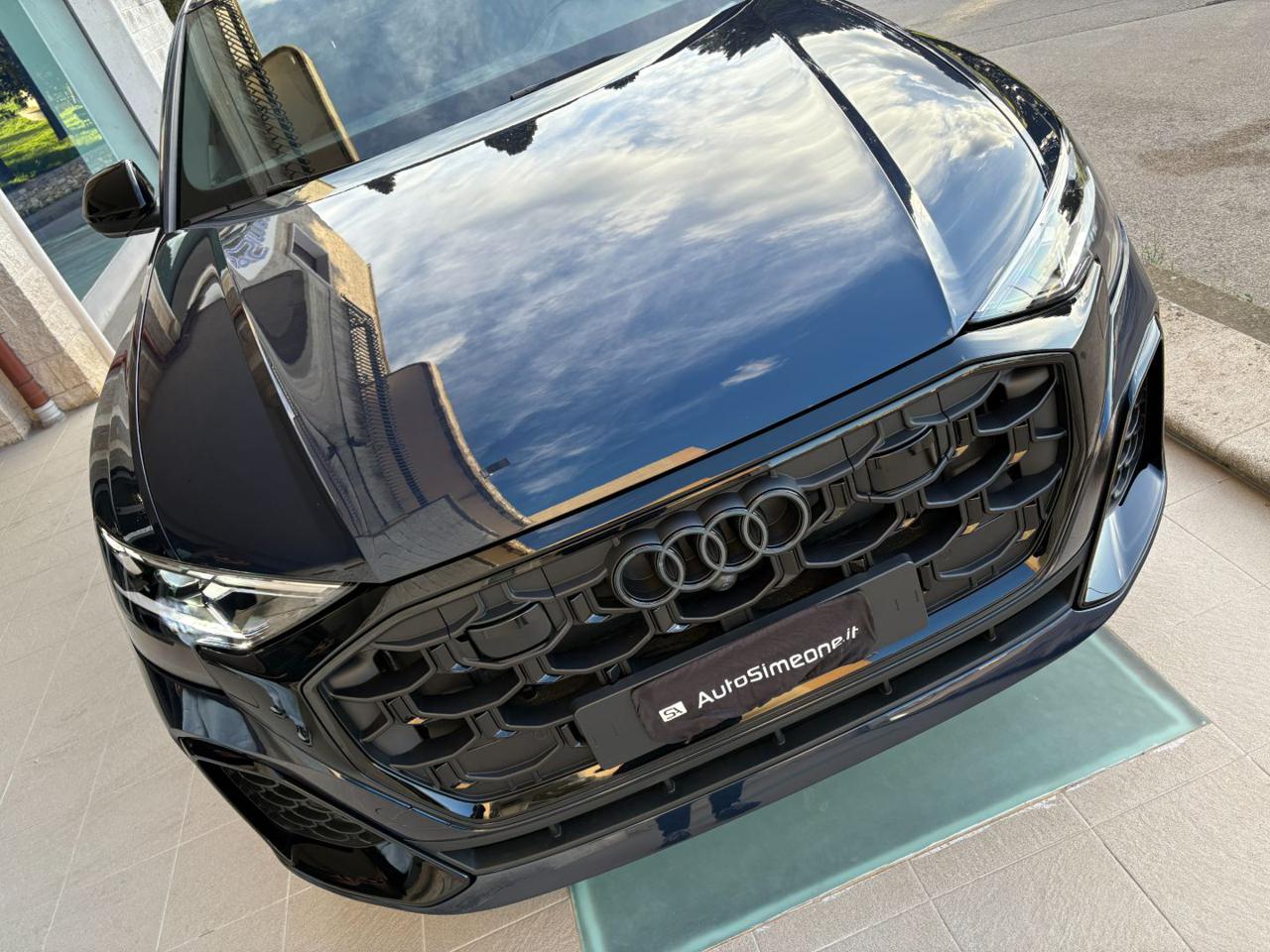 AUDI Q8 50 TDI 286 CV quattro tiptronic S line edition - 52
