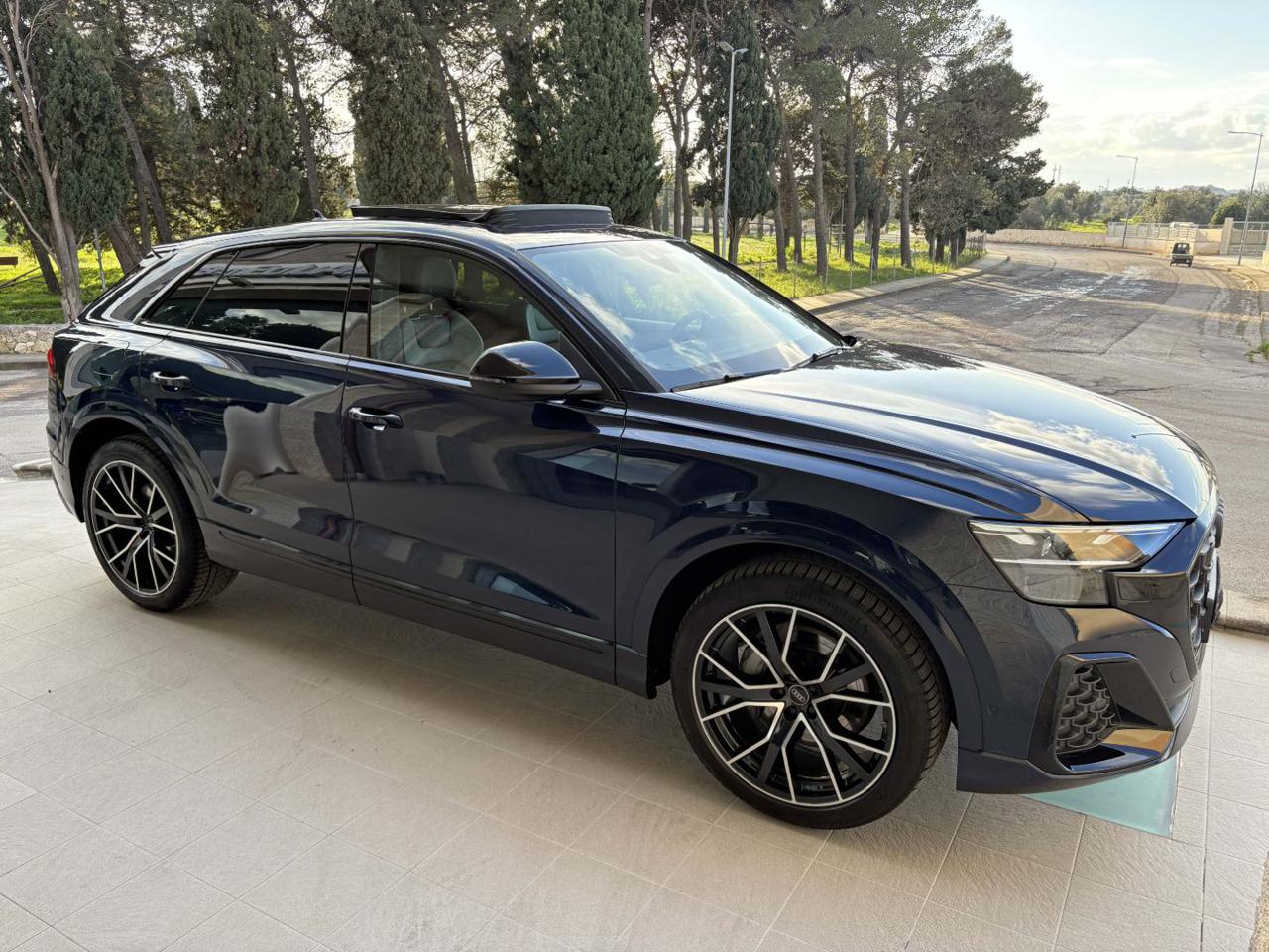 AUDI Q8 50 TDI 286 CV quattro tiptronic S line edition - 3