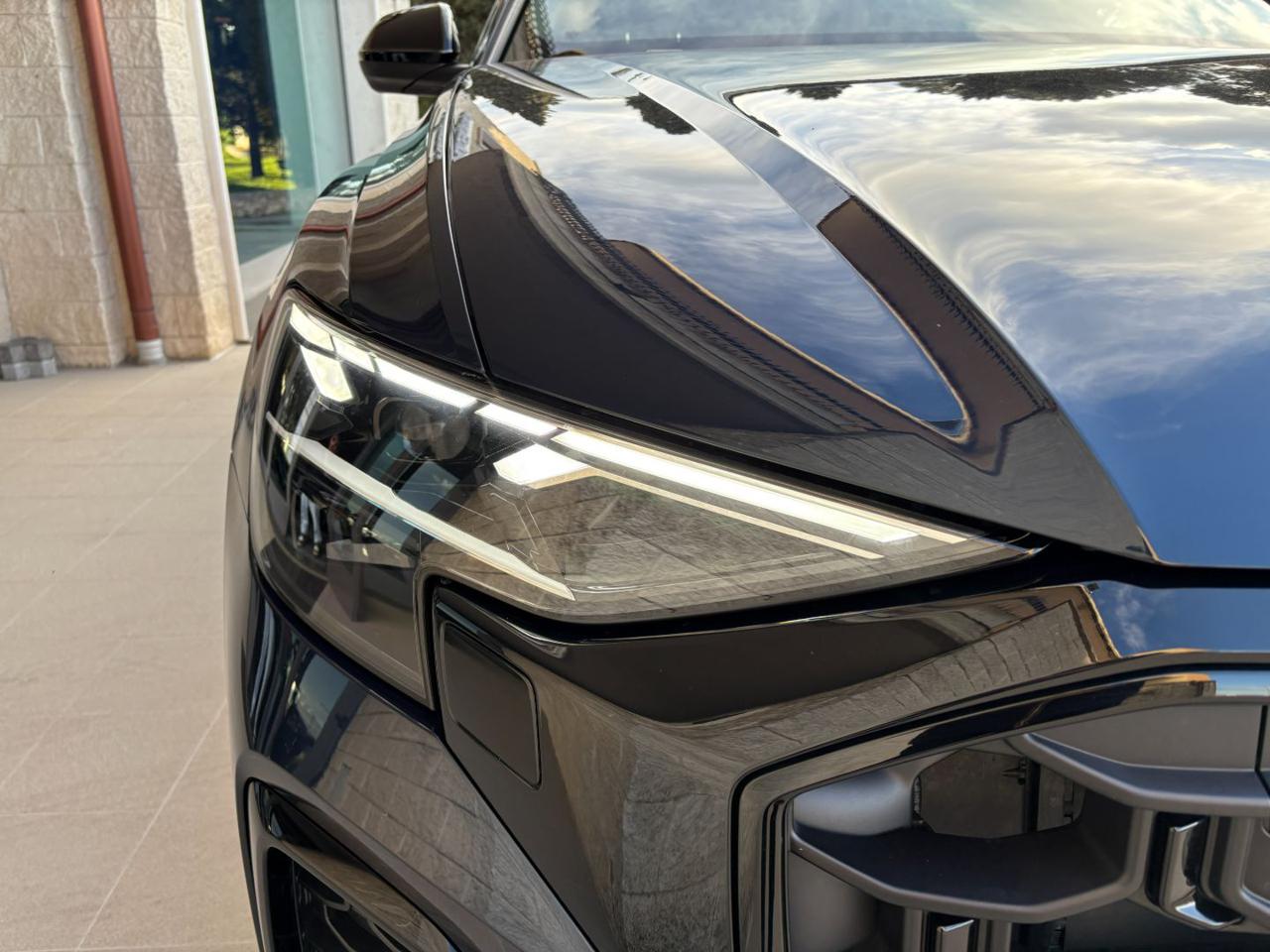 AUDI Q8 50 TDI 286 CV quattro tiptronic S line edition - 63