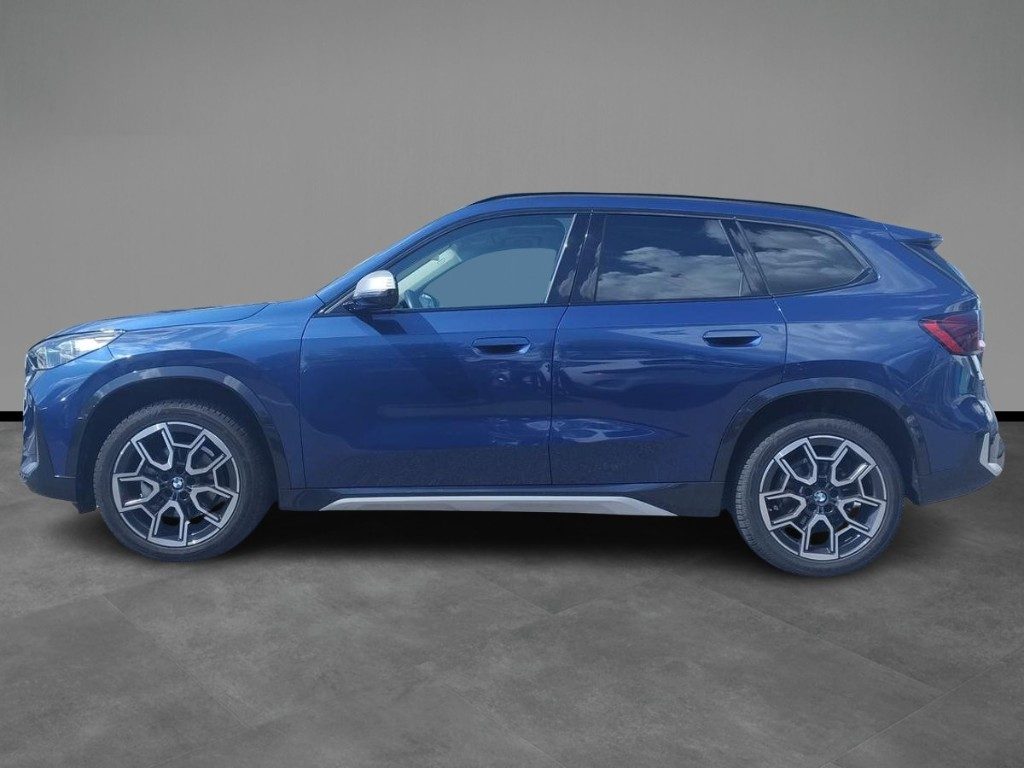 BMW X1 sDrive 18d xLine Aut. + Tetto apr. - 3