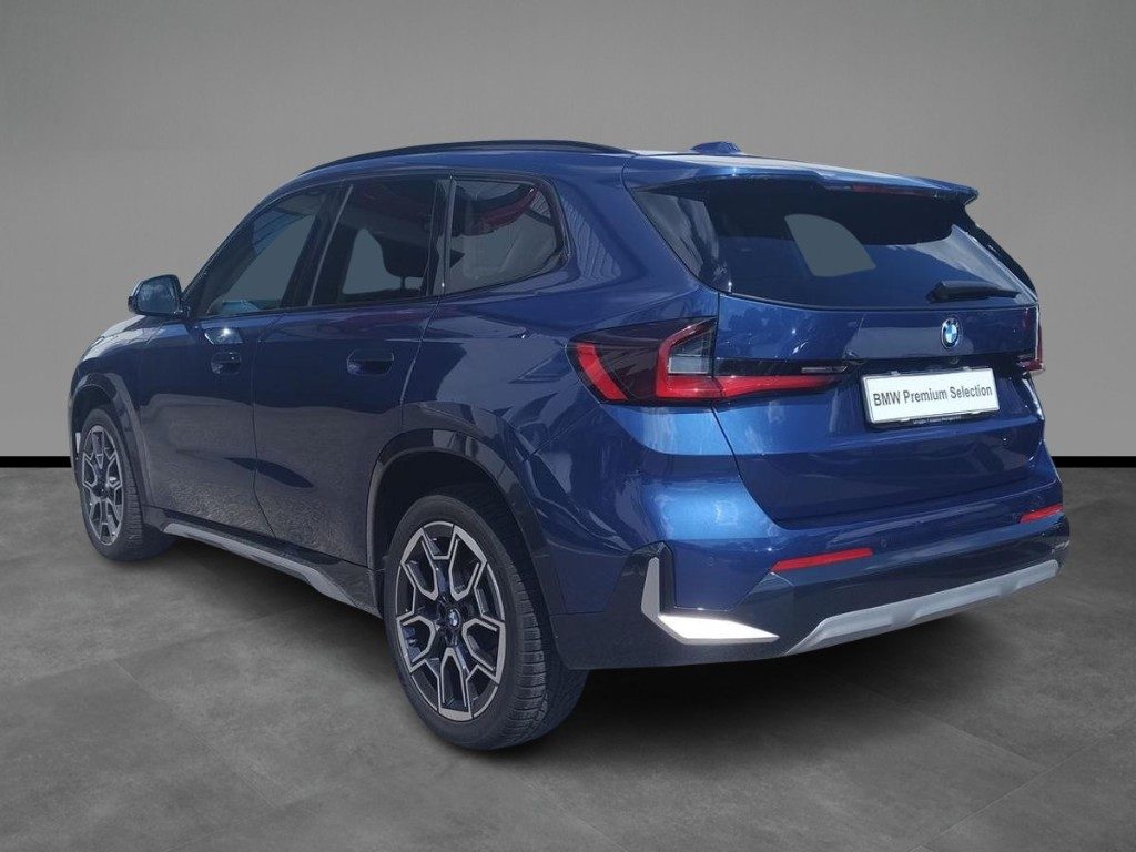 BMW X1 sDrive 18d xLine Aut. + Tetto apr. - 4