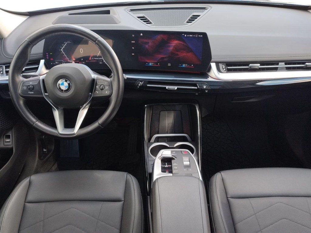 BMW X1 sDrive 18d xLine Aut. + Tetto apr. - 9