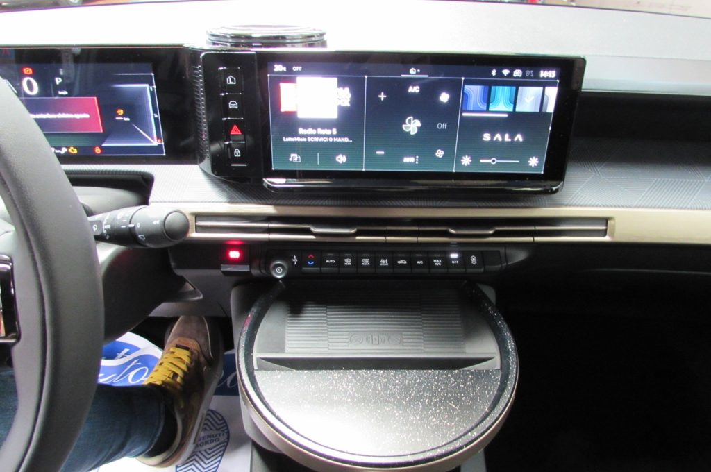LANCIA Ypsilon Hybrid e-DCT 110cv LX - AUTOMATICA - 9