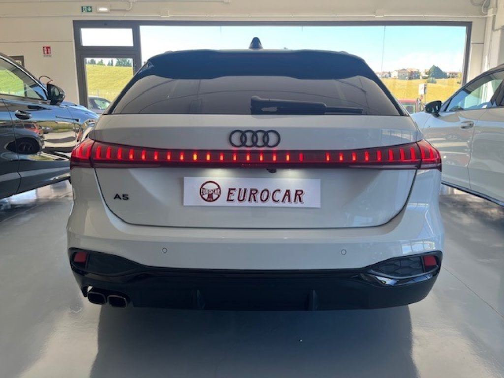 AUDI A5 Avant TDI 150 kW mHEV+ S tronic S Line edition - 9