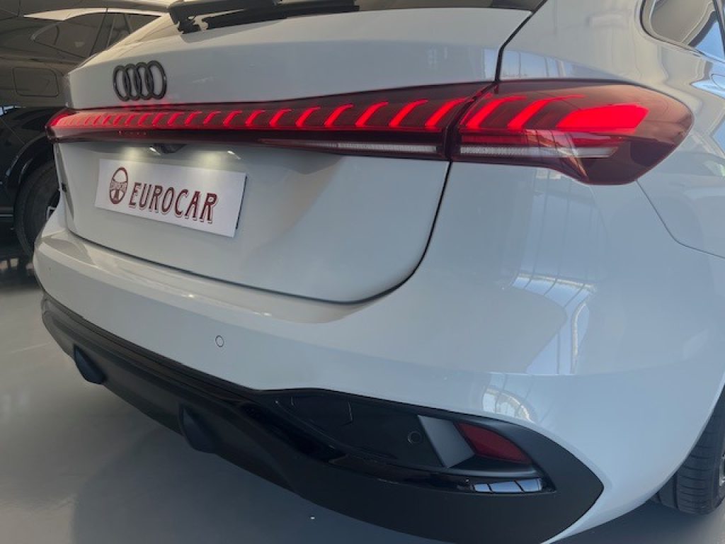 AUDI A5 Avant TDI 150 kW mHEV+ S tronic S Line edition - 11