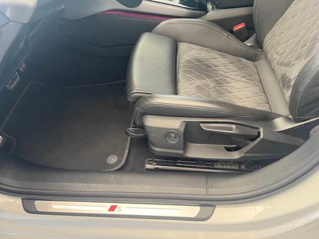 AUDI A5 Avant TDI 150 kW mHEV+ S tronic S Line edition - 12