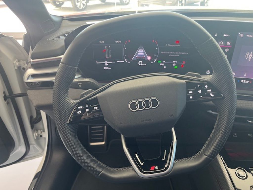 AUDI A5 Avant TDI 150 kW mHEV+ S tronic S Line edition - 17