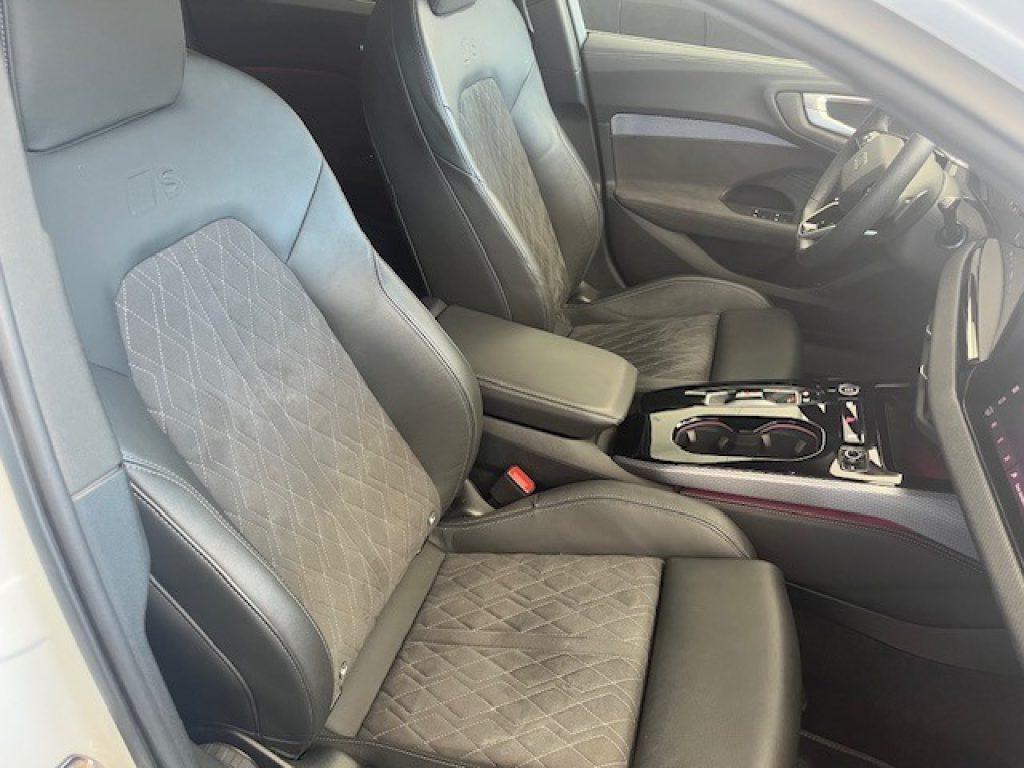 AUDI A5 Avant TDI 150 kW mHEV+ S tronic S Line edition - 32