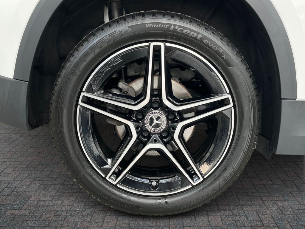 MERCEDES-BENZ GLA 200 d Automatic Premium - 7