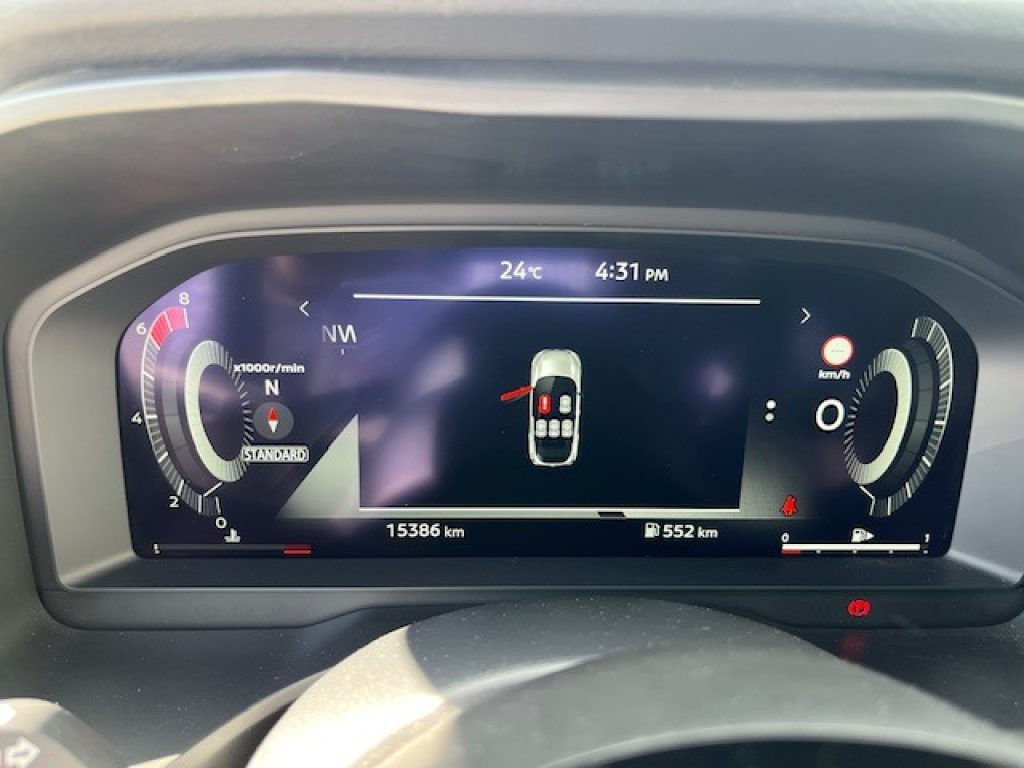NISSAN Qashqai MHEV 140 CV N-Connecta - 14