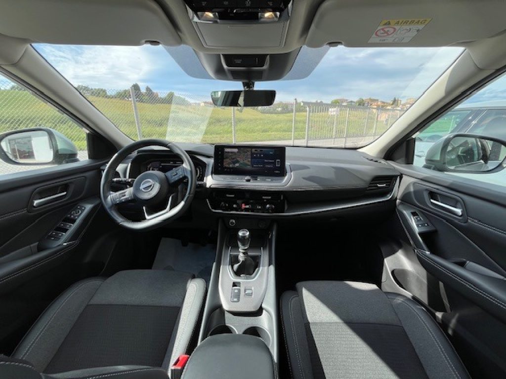 NISSAN Qashqai MHEV 140 CV N-Connecta - 25