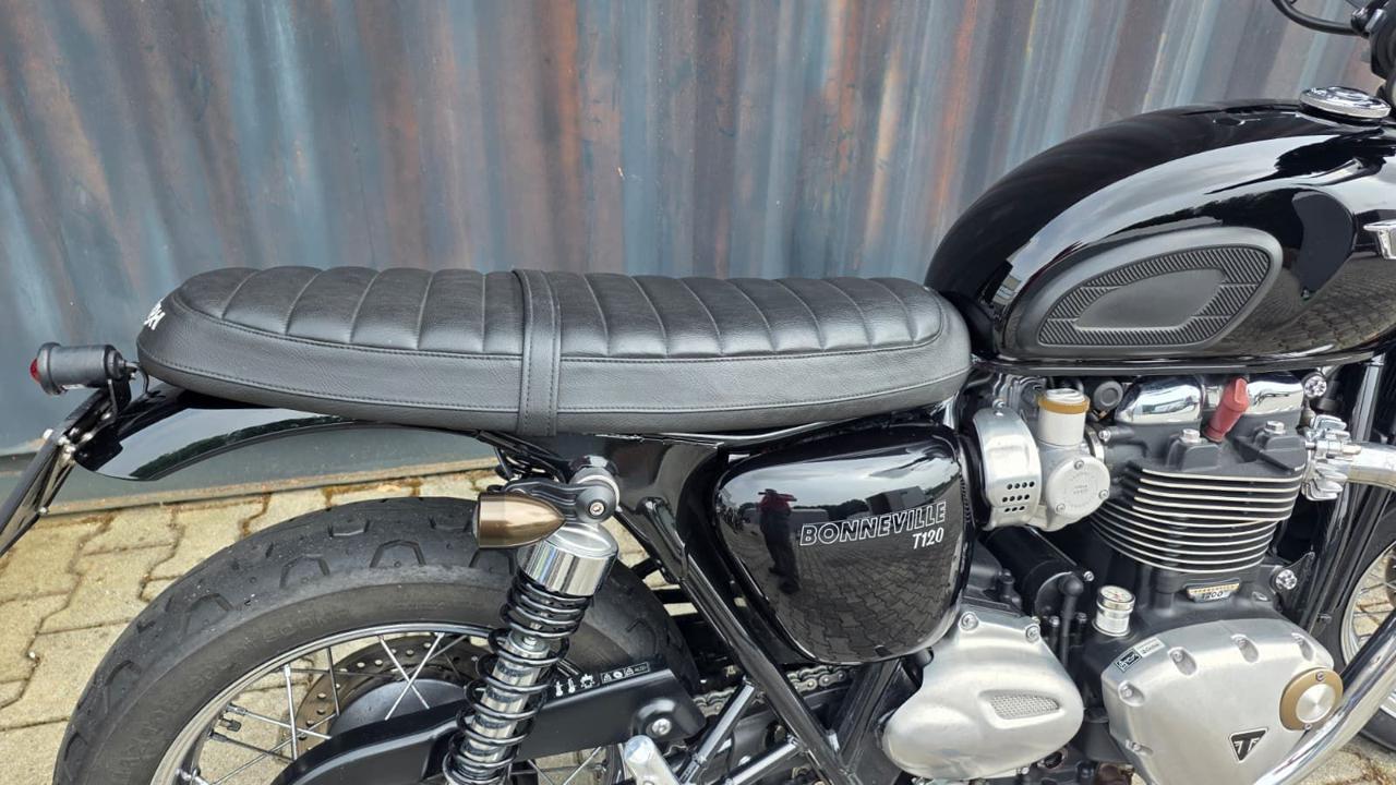 TRIUMPH Bonneville T120 ABS - 7