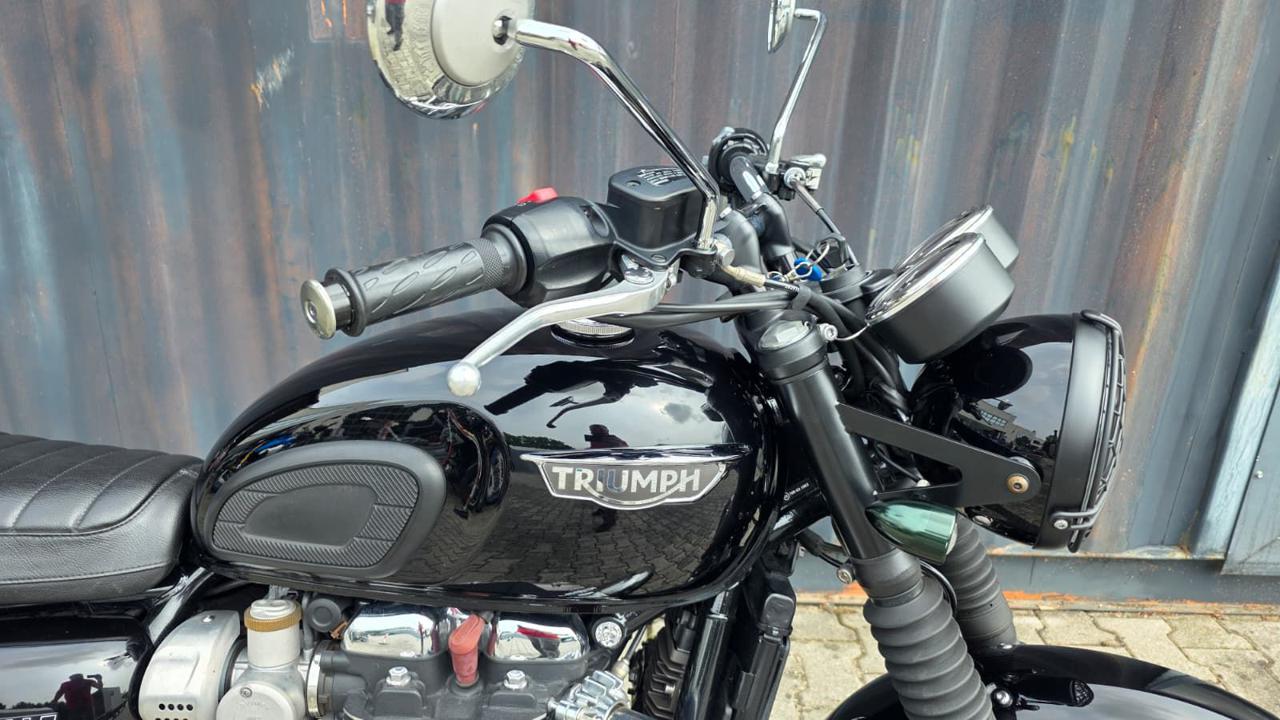 TRIUMPH Bonneville T120 ABS - 10