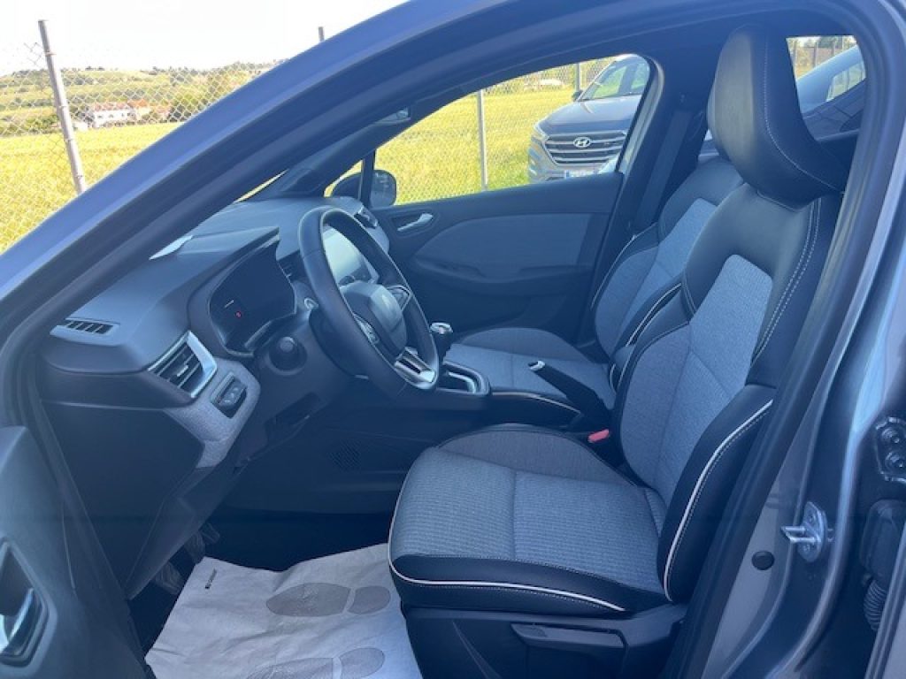 RENAULT Clio TCe 90 CV 5 porte Techno - 11