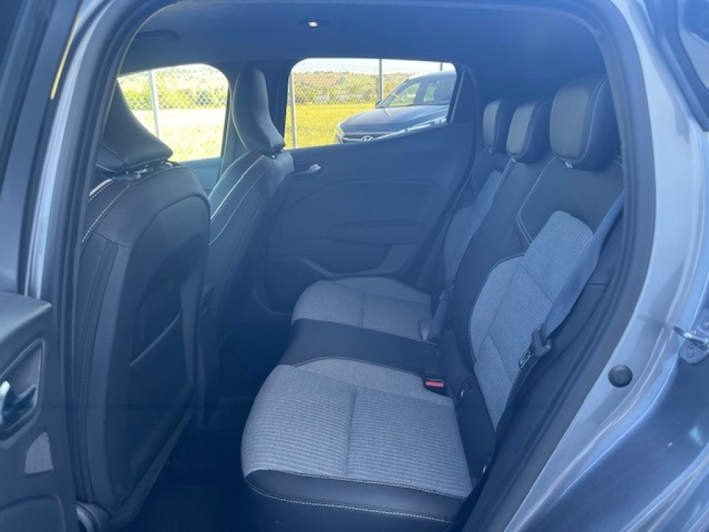 RENAULT Clio TCe 90 CV 5 porte Techno - 24